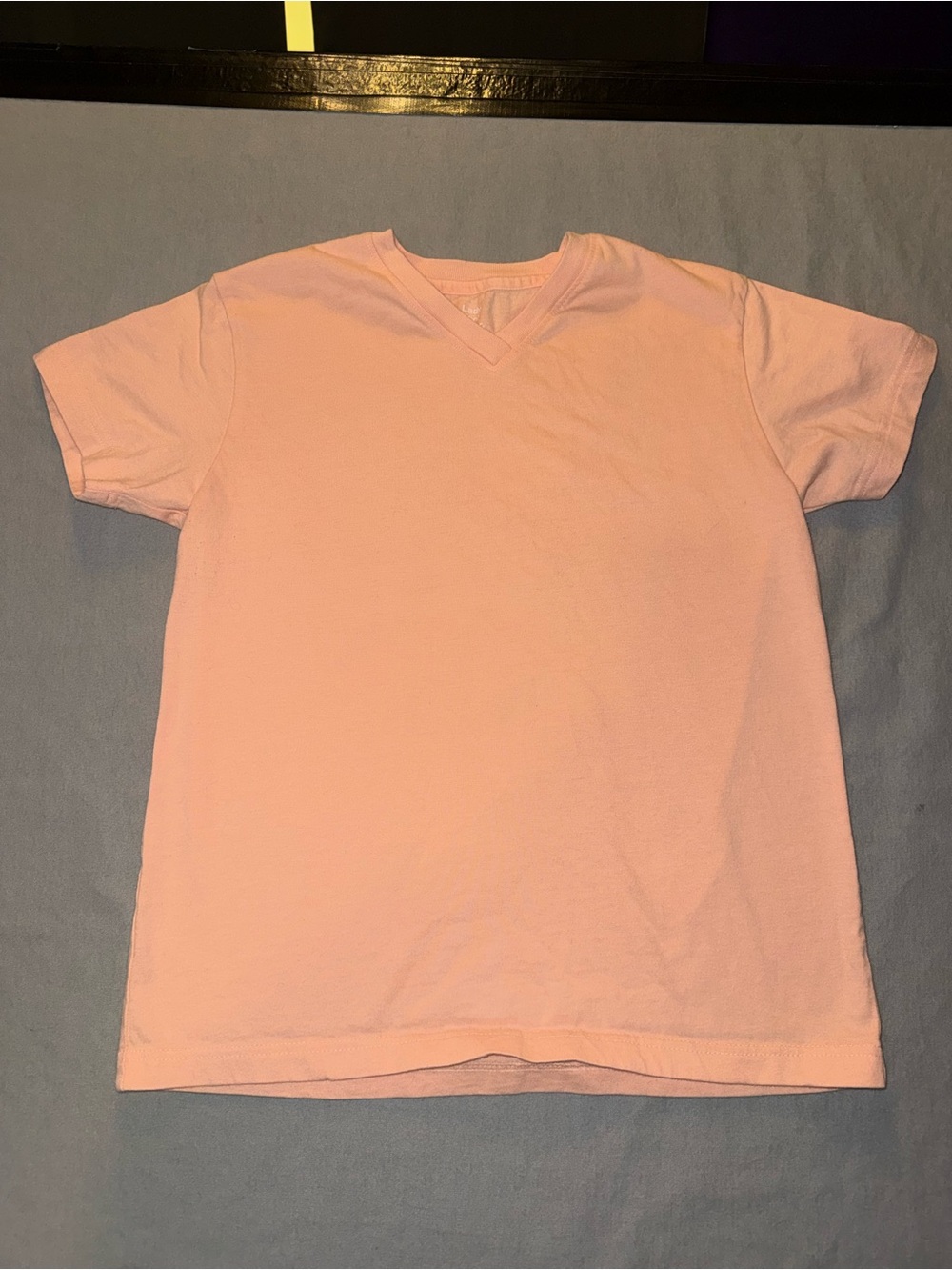 Women’s Light Pink V-Neck Short Sleeve Tee